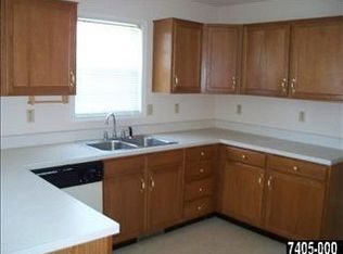 8 Appler Ct, Littlestown, PA 17340