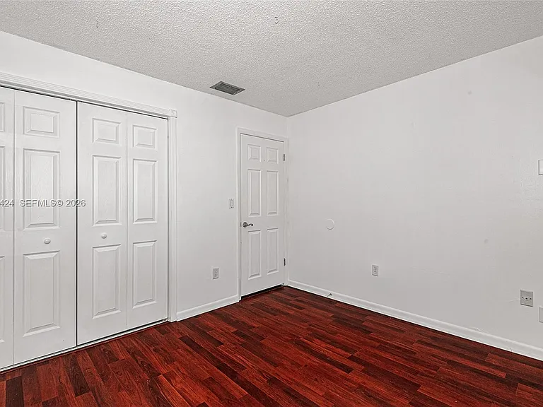 4700 SW 67th Ave #P8 — Photo 26