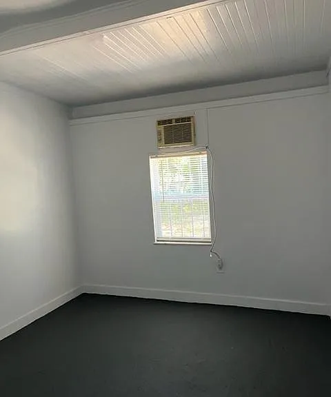 1706 E Emma St #A — Photo 6