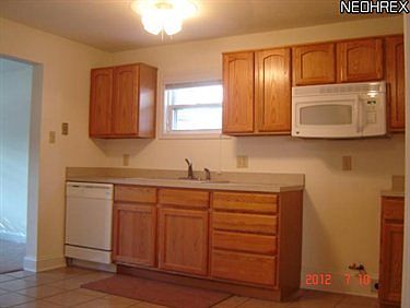 5th image of 2170 Larchdale Dr