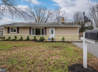 8408 Forest Dr, Pasadena, MD 21122