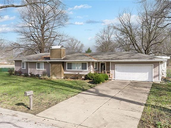 4th image of 139 Woodland Rd
