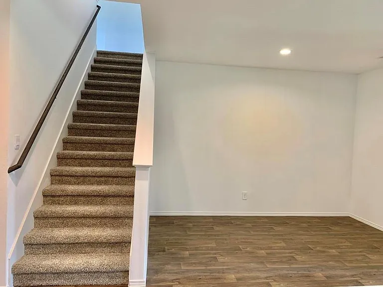21310 Riverdew Dr — Photo 8