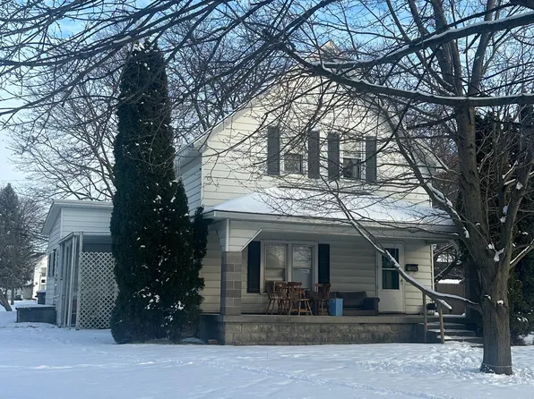 627 N Main St, Tipton, IN 46072