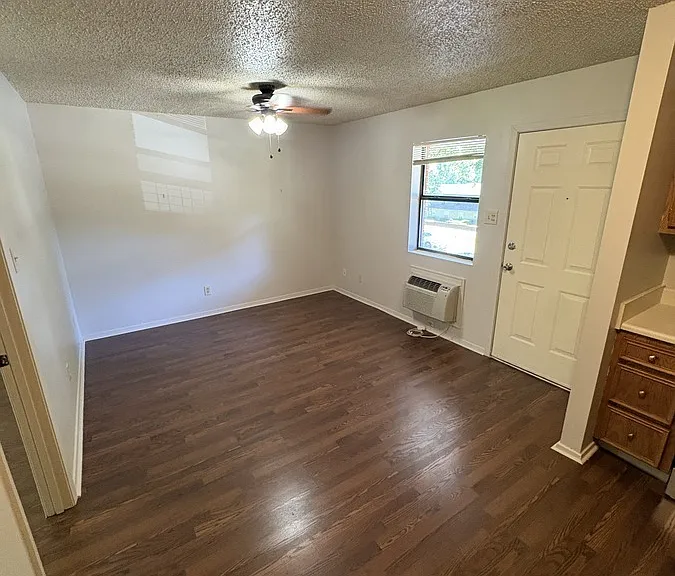 8860 Thomas St #12 — Photo 10