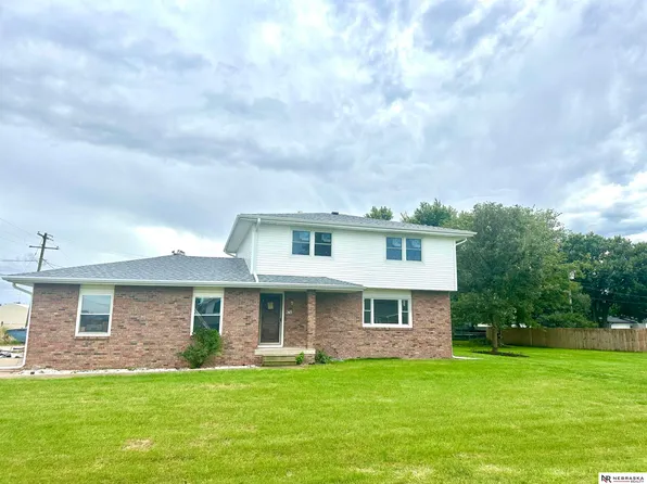 345 Deborah Ave, Fremont, NE 68025