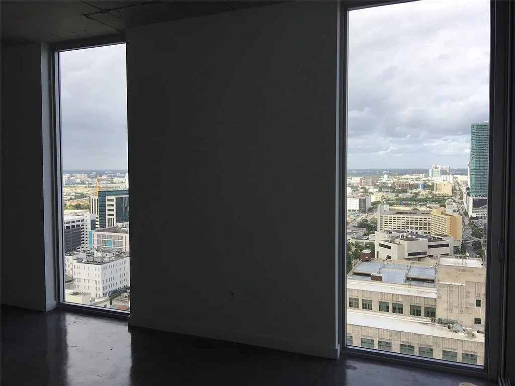1 bed, 546 sqft, $2,200 — Photo 3