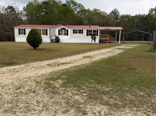 55 Academy Way, Tar Heel, NC 28392