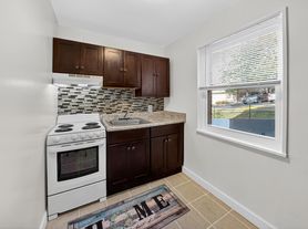 Croydon Manor Apartments