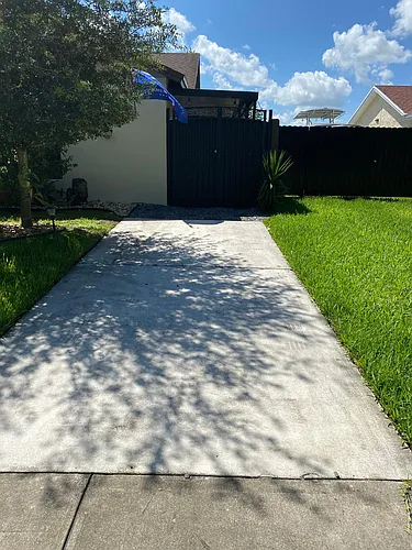 15552 SW 142nd Ct Photo 1