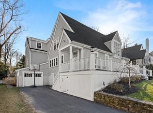 140 Laurel Dr, Needham, MA 02492