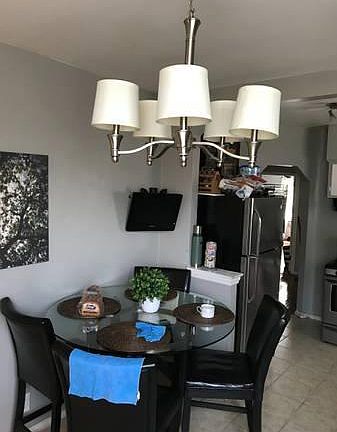 2nd image of 833 Quincy Ave Floor 2