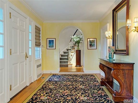 2nd image of 7 Grace Dr