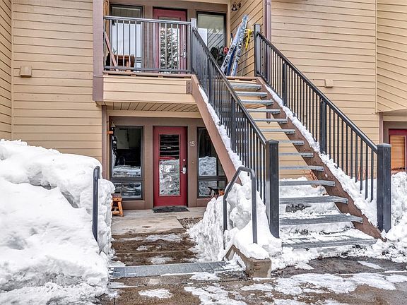 3rd image of 2315 Ski Trail Lane UNIT 15
