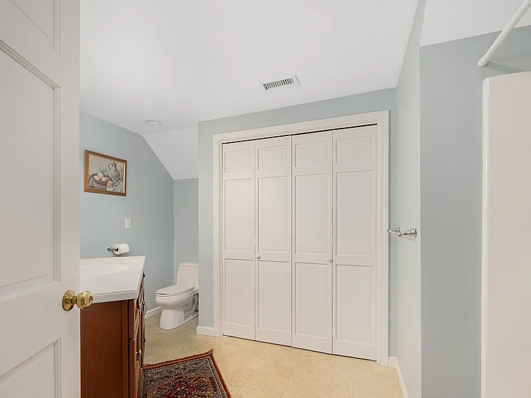 318 Sutton St #0 — Photo 16