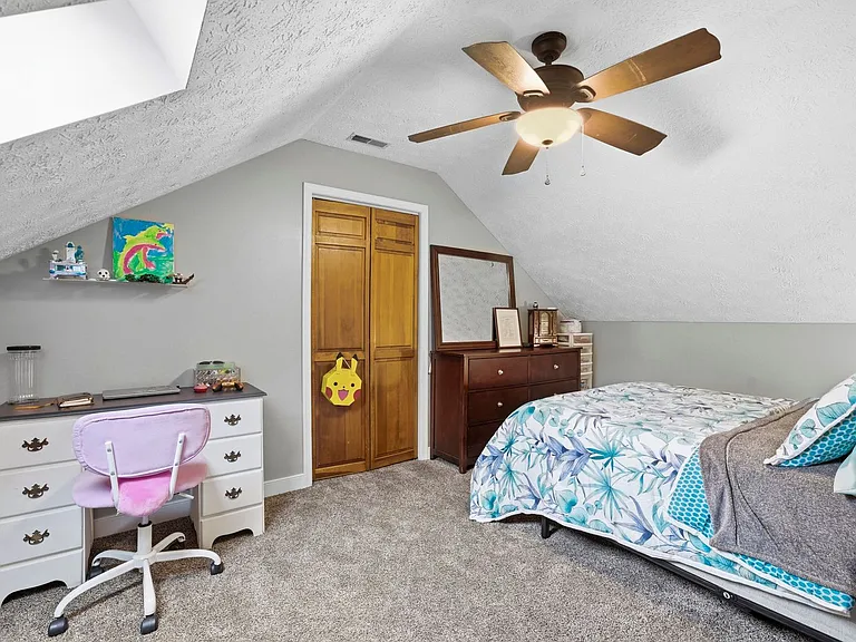 1126 Somerset Ln — Photo 43