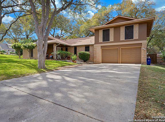 3rd image of 106 Mossridge