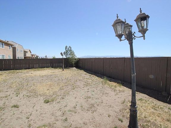 4th image of 11923 Forrest Park Ln