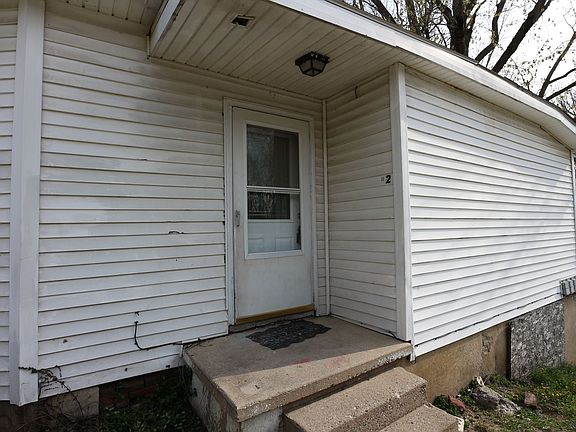 2nd image of 751 N Clay St #2
