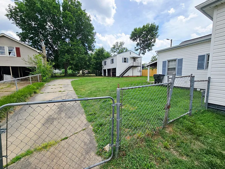728 Tucker St — Photo 16