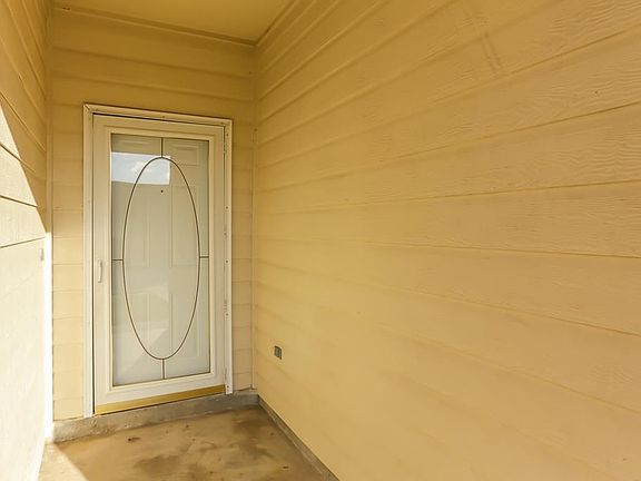3rd image of 2918 Desert Oasis Ln