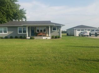 1460 14000 Rd, Altamont, KS 67330