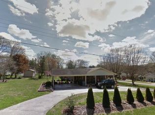 903 Uwharrie St, Asheboro, NC 27203