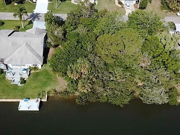2nd image of 9 Cool Water Ct