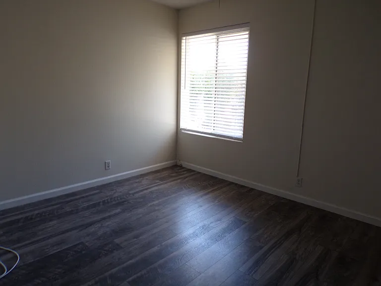 1689 N Sunflower Ct — Photo 7