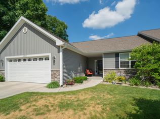 6935 Hunters Crk #61, Kalamazoo, MI 49048