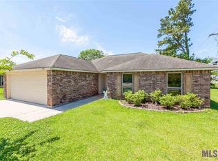 1903 S Helens Way Ave, Gonzales, LA 70737
