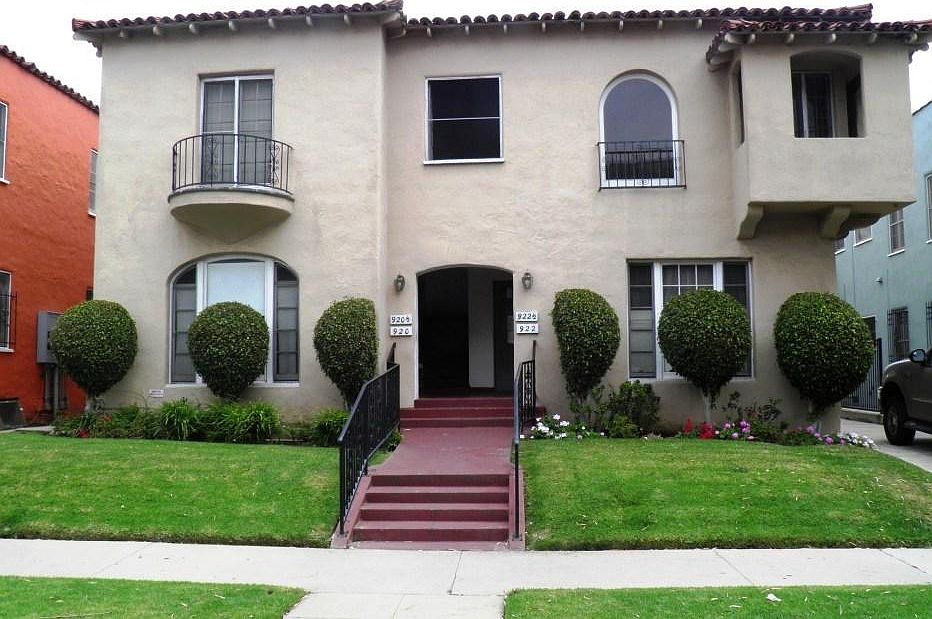 1st image of 922 1/2 S Orange Grove Ave