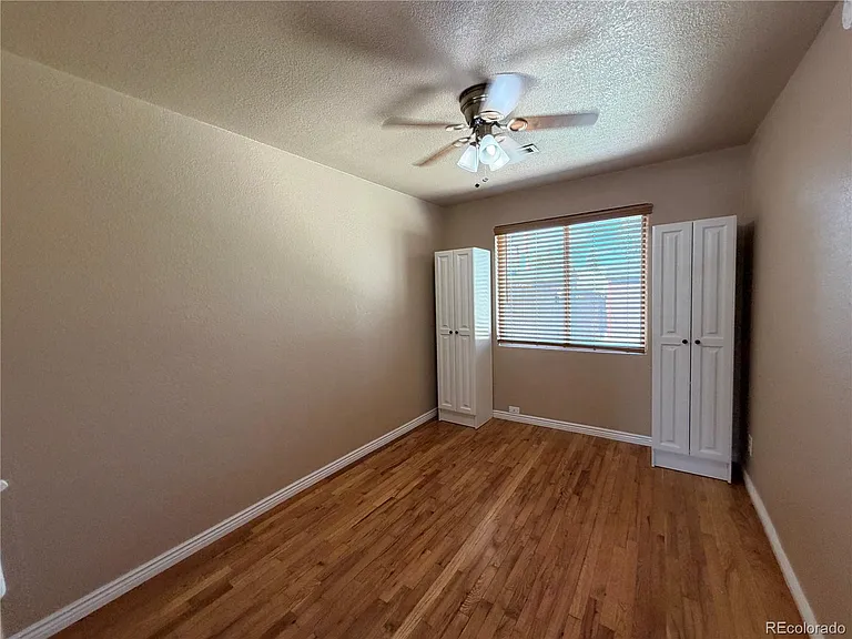 1687 Moline St — Photo 10