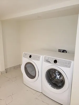 Rented by Bedford Brownstone Realty | media 32