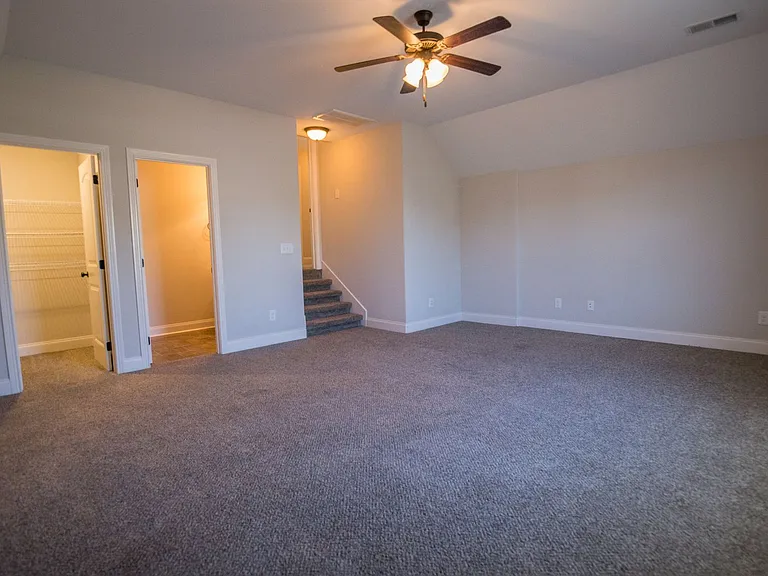 144 Thomas Traylor Ln — Photo 32