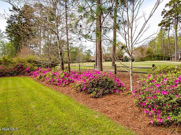 4th image of 511 Pine Valley Drive