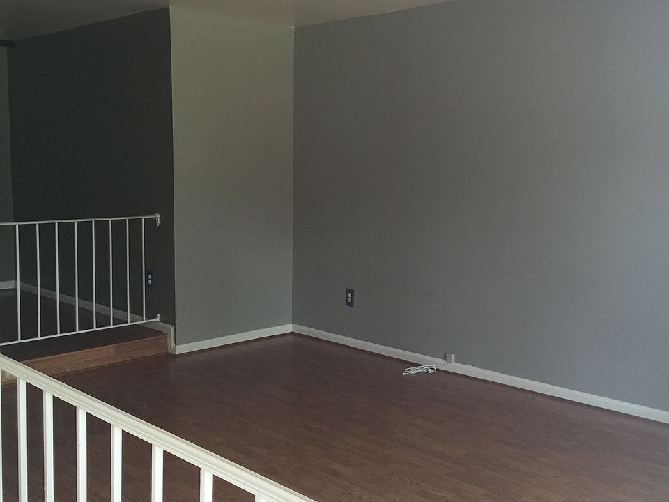 6344 Pine View Ct Burke VA Zillow