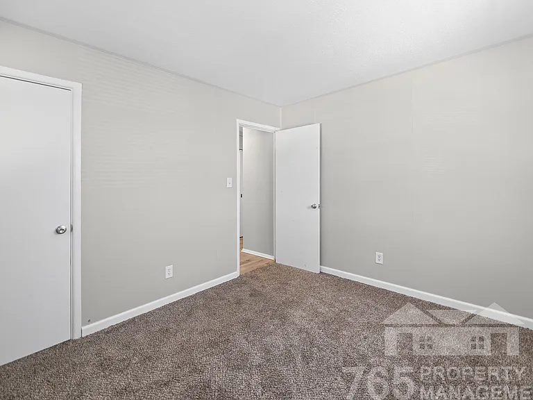 5201 Mohawk Dr — Photo 5