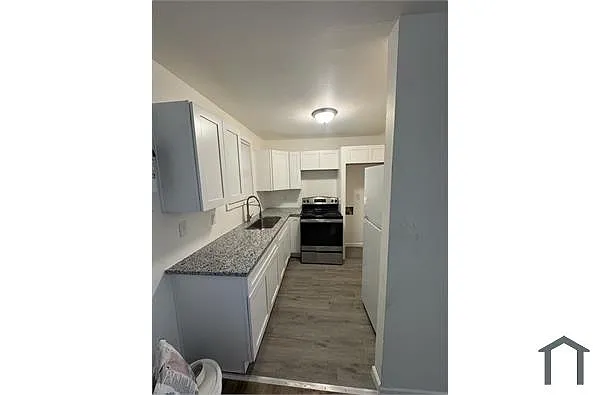 Building Photo - 3375 Villa Cir SE