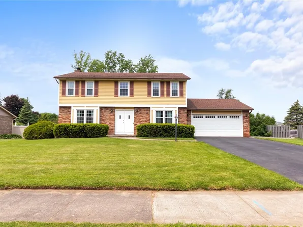 60 Hillbridge Dr, Rochester, NY 14612