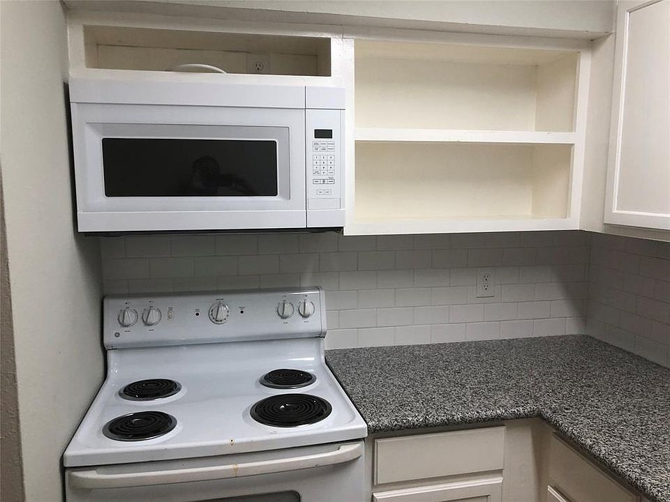 1st image of 5020 Paige St #12
