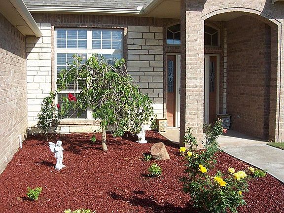 4th image of 51 NW Sandy Trail Ln