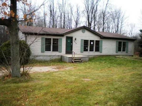 3410 Mills Hwy, Charlotte, MI 48813