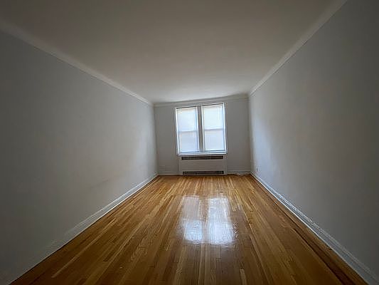 2nd image of 41-43 39th Pl #2A