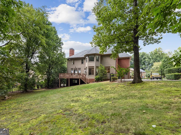 5170 Deerlake Dr — Photo 50