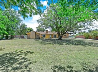 413 Sleepy Top Dr, Glenn Heights, TX 75154