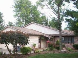 39023 Chestnut Ridge Rd, Elyria, OH 44035