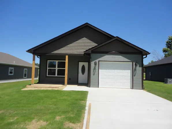 302 Kentucky Ave, Hanceville, AL 35077