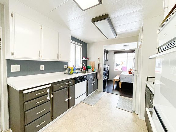 2nd image of 5770 Winfield Blvd Space 67
