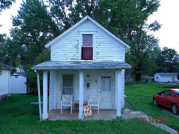 1st image of 514 E 6th St